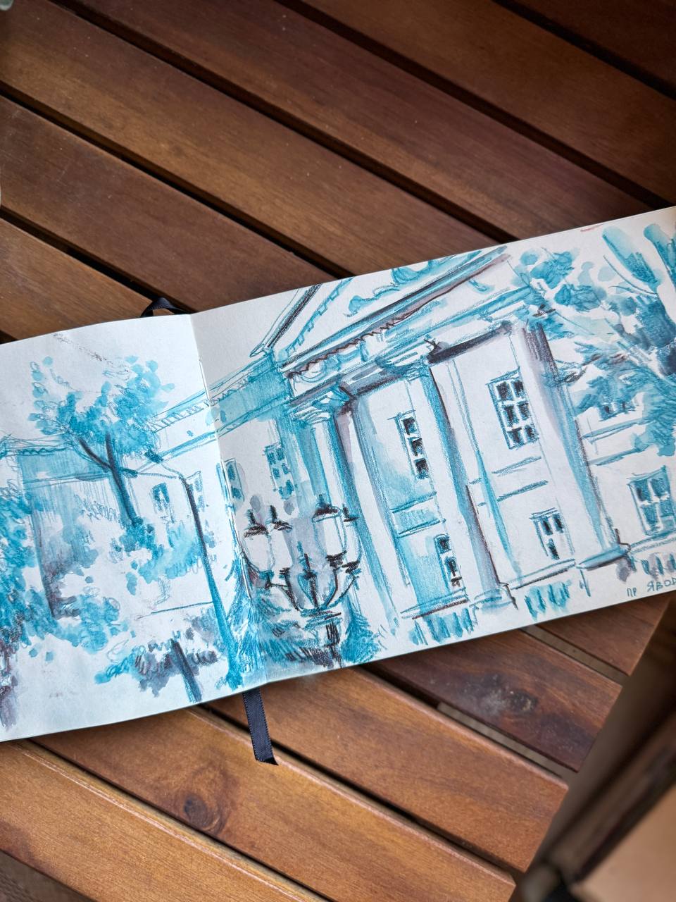 sketching inspiration for illustrators brightarts yaroslava yatsuba urban sketch